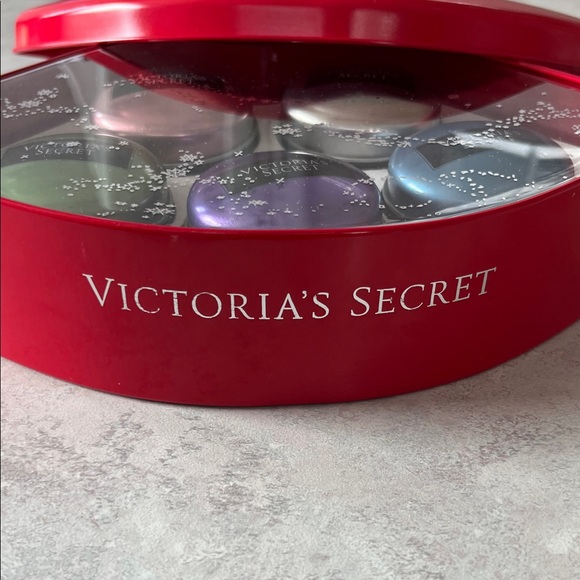 Victoria's Secret Lip-Shaped Red Case with Gloss Set Discontinued set - Picture 2 of 4